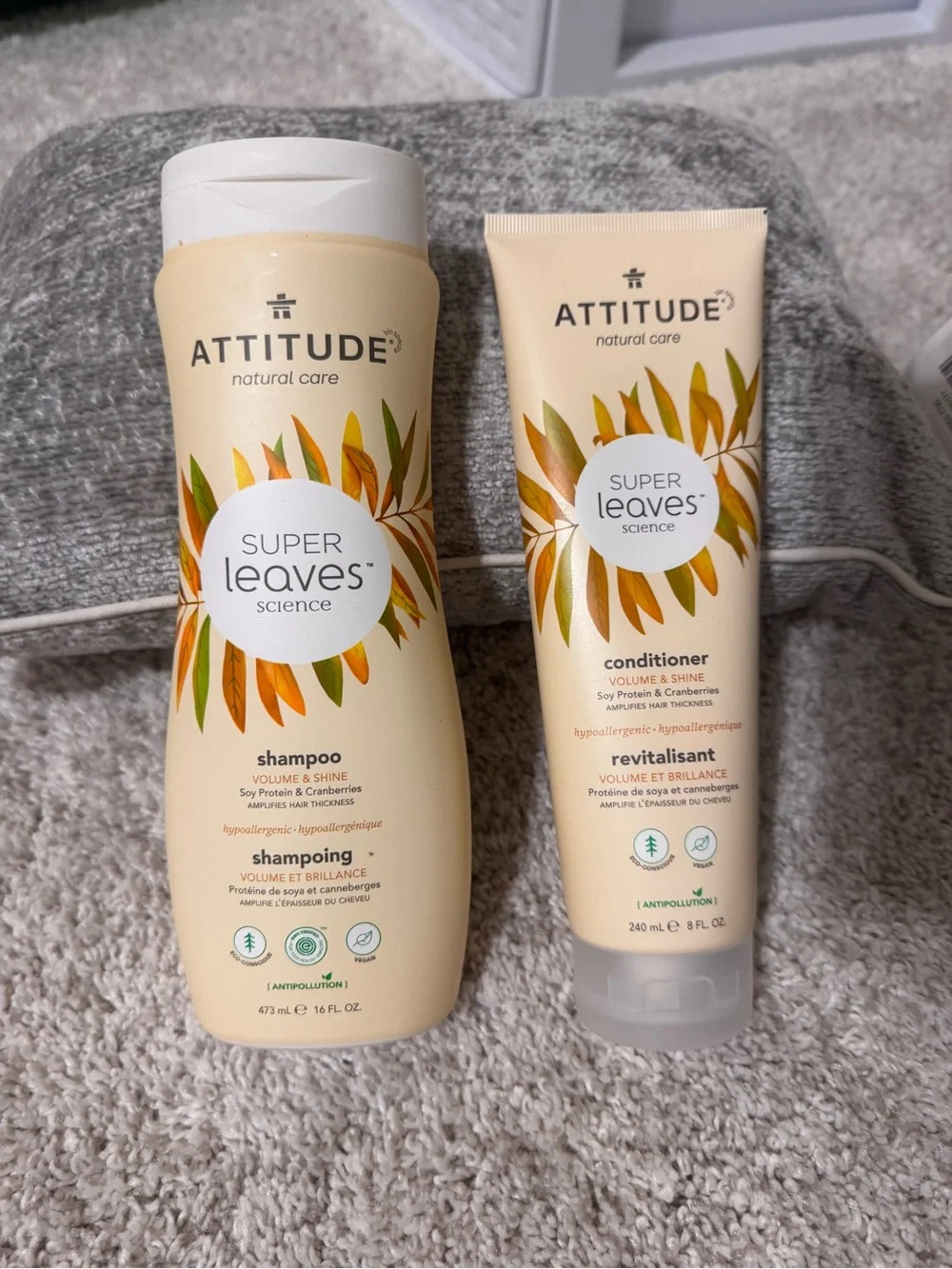 Super Leaves Volume & Shine Shampoo and Conditioner - Cream